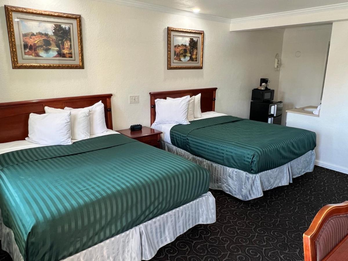 Americas Best Value Inn Hanford Exteriér fotografie