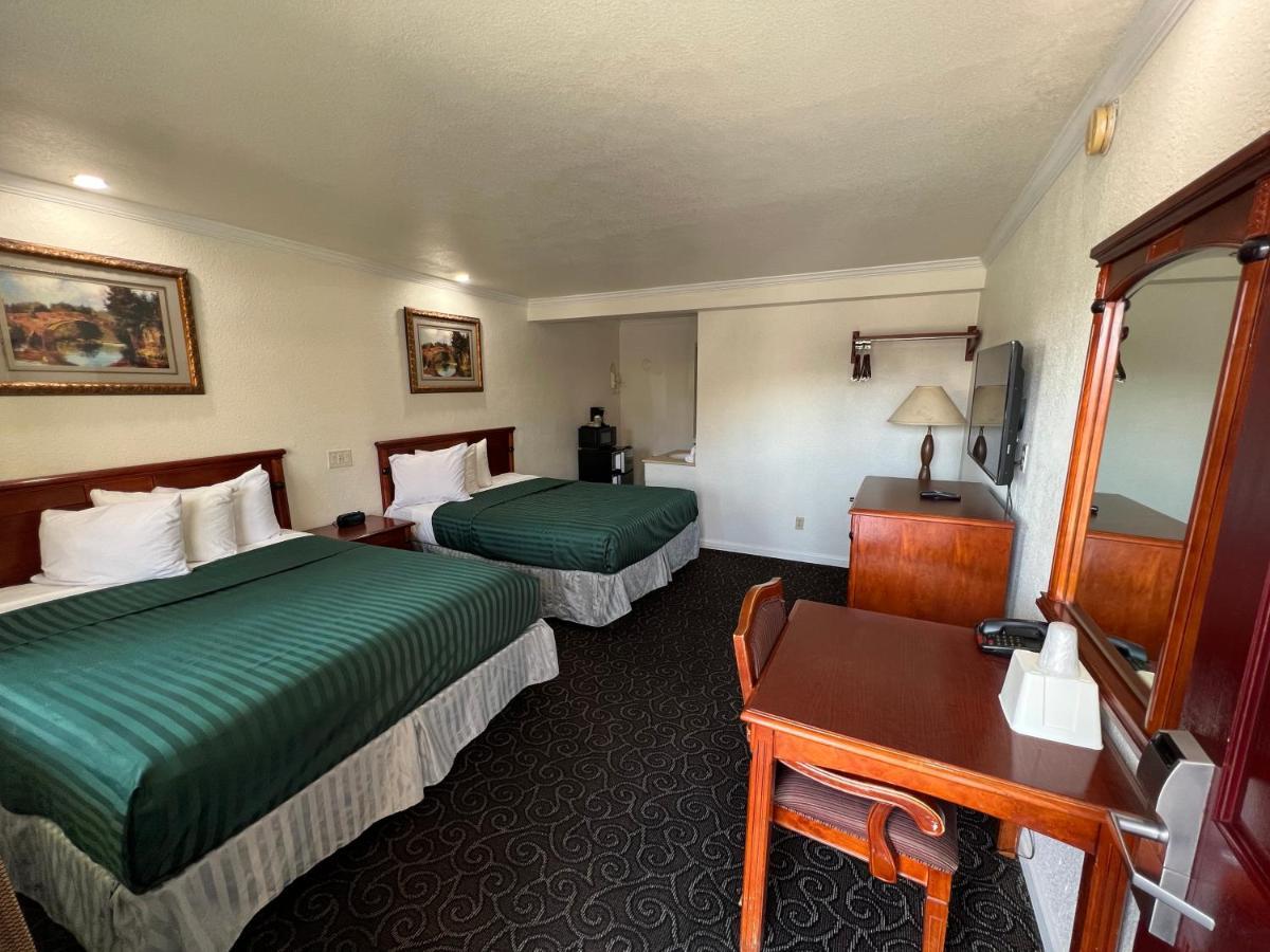 Americas Best Value Inn Hanford Exteriér fotografie
